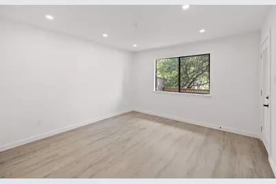 7211 Lakewood Drive #C111, Austin, TX 78750 - Photo 13