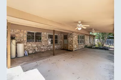 2101 Kent Street, Taylor, TX 76574 - Photo 37