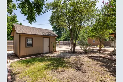 2101 Kent Street, Taylor, TX 76574 - Photo 11