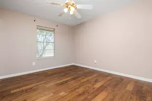 2101 Kent St, Taylor, TX 76574 - Photo 27