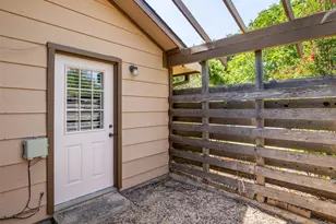 2101 Kent St, Taylor, TX 76574 - Photo 13