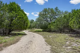 6843 S Lakewood Dr, Georgetown, TX 78633 - Photo 5