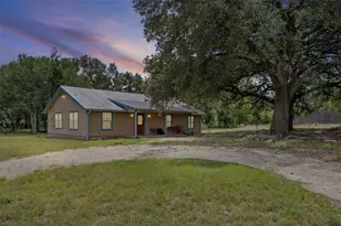 6843 S Lakewood Dr, Georgetown, TX 78633 - Photo 3