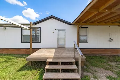 2000 County Road 251 Road, Florence, TX 76527 - Photo 15