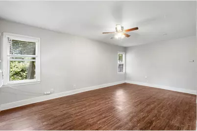 807 E 49th Street, Austin, TX 78751 - Photo 27