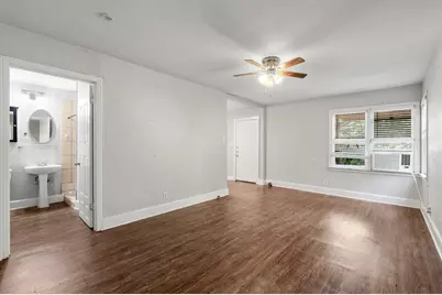 807 E 49th Street, Austin, TX 78751 - Photo 29