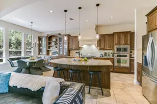 8813 Fescue Ln, Austin, TX 78738 - Photo 3