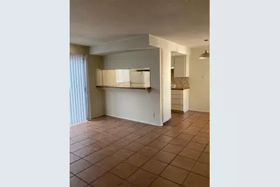 2612 Salado Street Street #206, Austin, TX 78705 - Photo 9