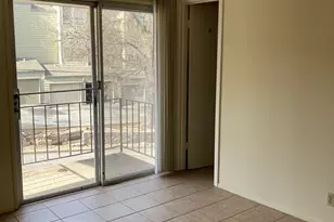 2612 Salado Street St, Austin, TX 78705 - Photo 5