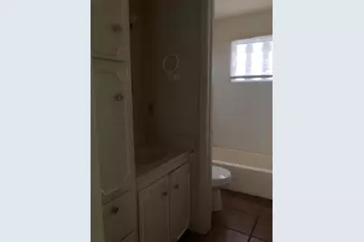 2612 Salado Street Street #206, Austin, TX 78705 - Photo 15