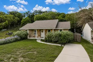 1427 Bonnyview Dr, Canyon Lake, TX 78133 - Photo 1