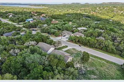1427 Bonnyview Drive, Canyon Lake, TX 78133 - Photo 3