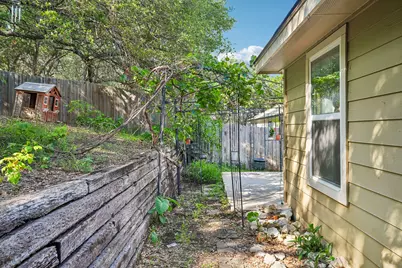 1427 Bonnyview Drive, Canyon Lake, TX 78133 - Photo 17