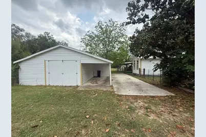 220 Main Street, Fentress, TX 78622 - Photo 13