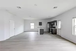 772 Circle Wy, Jarrell, TX 76537 - Photo 7