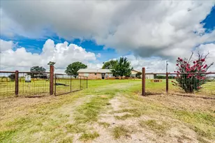 595 Cardinal Rd, Rosanky, TX 78953 - Photo 5