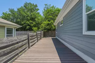 7208 Lysander Ct, Austin, TX 78741 - Photo 15