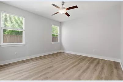 7208 Lysander Court, Austin, TX 78741 - Photo 9