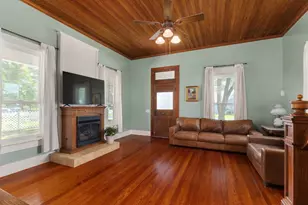 515 Wolf St, Schulenburg, TX 78956 - Photo 9