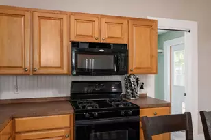 515 Wolf St, Schulenburg, TX 78956 - Photo 11