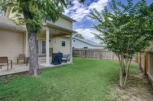 1103 Farm St, Bastrop, TX 78602 - Photo 23