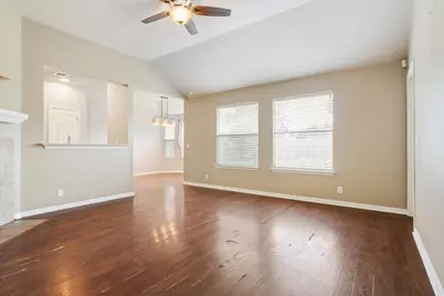 125 Bayliss Street, Hutto, TX 78634 - Photo 7