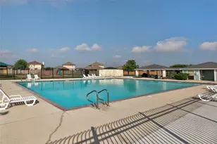 125 Bayliss St, Hutto, TX 78634 - Photo 35