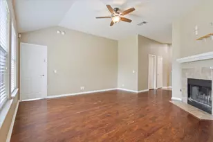 125 Bayliss St, Hutto, TX 78634 - Photo 13