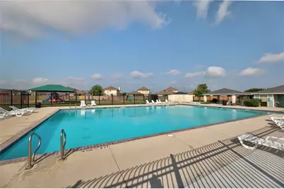 125 Bayliss Street, Hutto, TX 78634 - Photo 33