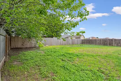 125 Bayliss Street, Hutto, TX 78634 - Photo 29
