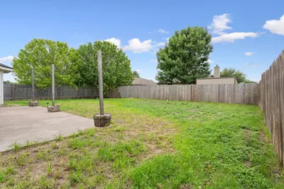 125 Bayliss Street, Hutto, TX 78634 - Photo 23