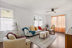 933 E 51st St, Austin, TX 78751 - Photo 7