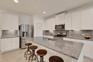 236 Mary Max Cir, San Marcos, TX 78666 - Photo 13