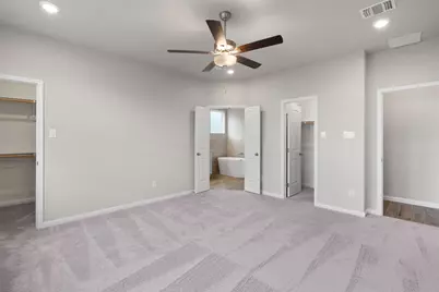 221 Comet Pointe Drive, Georgetown, TX 78628 - Photo 13