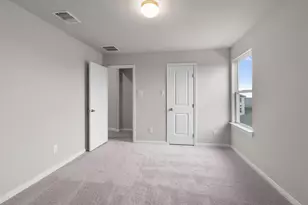 221 Comet Pointe Dr, Georgetown, TX 78628 - Photo 31