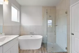 221 Comet Pointe Dr, Georgetown, TX 78628 - Photo 15