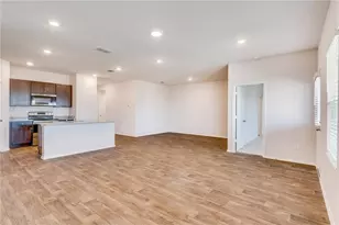 821 Indigo Wy, Seguin, TX 78155 - Photo 3