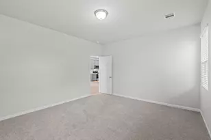106 Cherry Blossom Ln, Taylor, TX 76574 - Photo 17