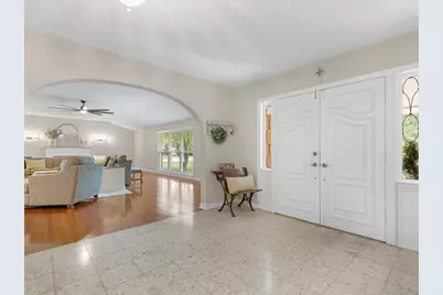 705 Whitehead Street, Smithville, TX 78957 - Photo 5