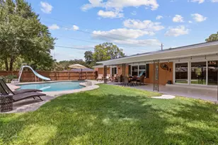 705 Whitehead St, Smithville, TX 78957 - Photo 31