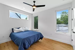 1023 E 45th St, Austin, TX 78751 - Photo 19