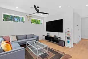 1023 E 45th St, Austin, TX 78751 - Photo 5