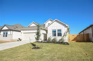 247 Red Tail Hawk Ln, Cedar Creek, TX 78612 - Photo 3