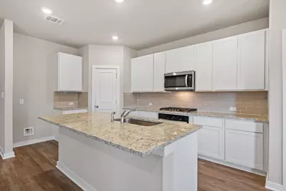 247 Red Tail Hawk Lane, Cedar Creek, TX 78612 - Photo 7