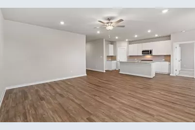 247 Red Tail Hawk Lane, Cedar Creek, TX 78612 - Photo 13