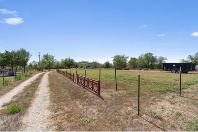 13111 Elm Grove Road, Buda, TX 78610 - Photo 21