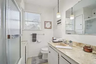 902 Turney St, Smithville, TX 78957 - Photo 19