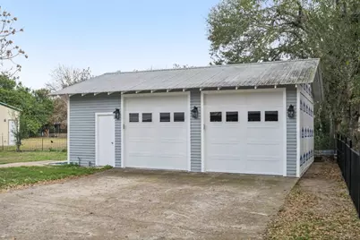 902 Turney Street, Smithville, TX 78957 - Photo 5