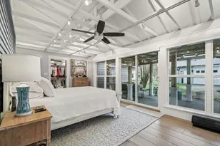 902 Turney St, Smithville, TX 78957 - Photo 3