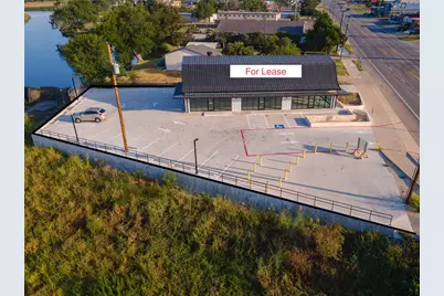 1425 N Main Street, Taylor, TX 76574 - Photo 1